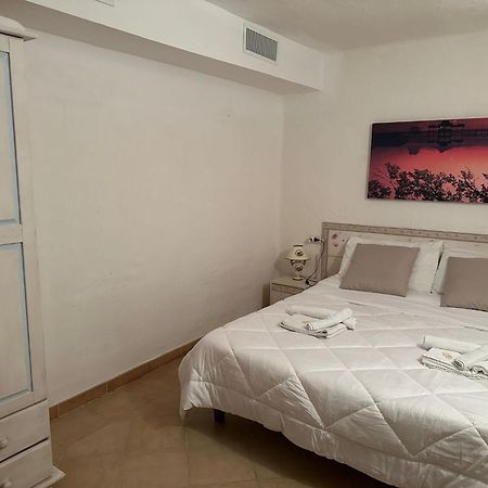 Lightblue-Celeste Central Apartment In Porto Rotondo Exterior foto