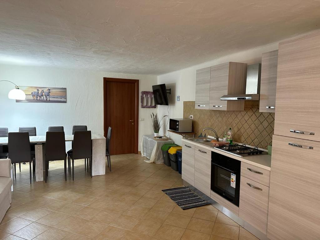 Lightblue-Celeste Central Apartment In Porto Rotondo Exterior foto